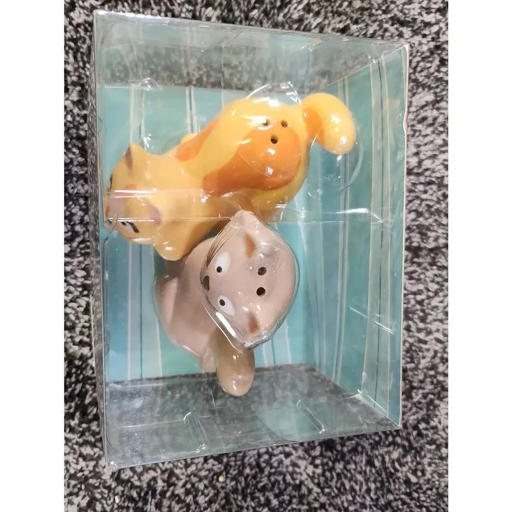 BW Boston Warehouse Frisky Business Cats Salt and Pepper Shaker Set